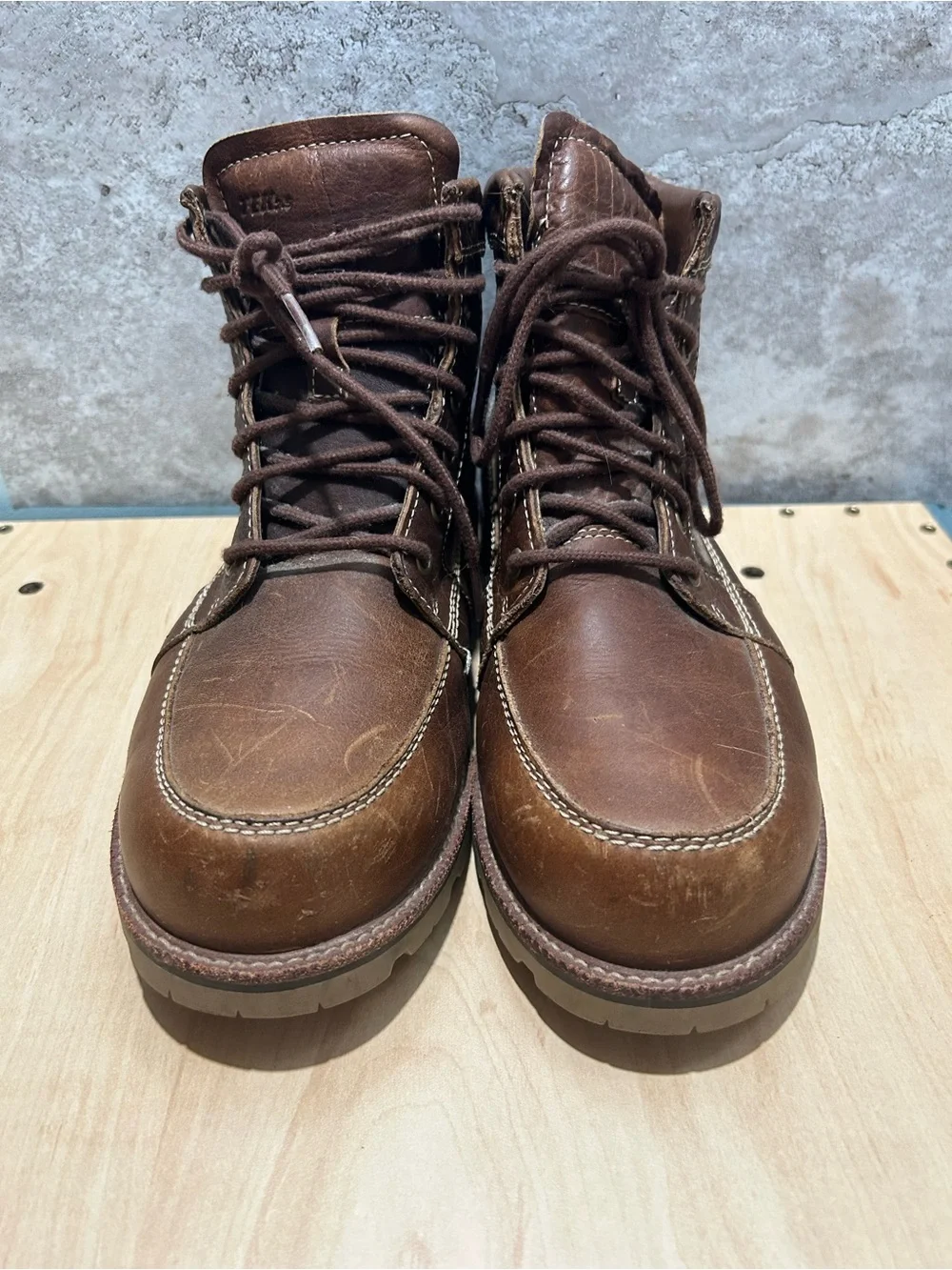 L.L. Bean East Point brown moc-toe waterproof boot men’s size 9.5